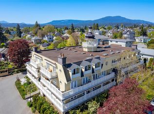 645 Selby St #402, Nanaimo, BC V9R 2S2
