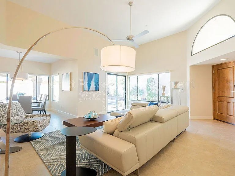 10640 E Vogel Ave — Photo 9