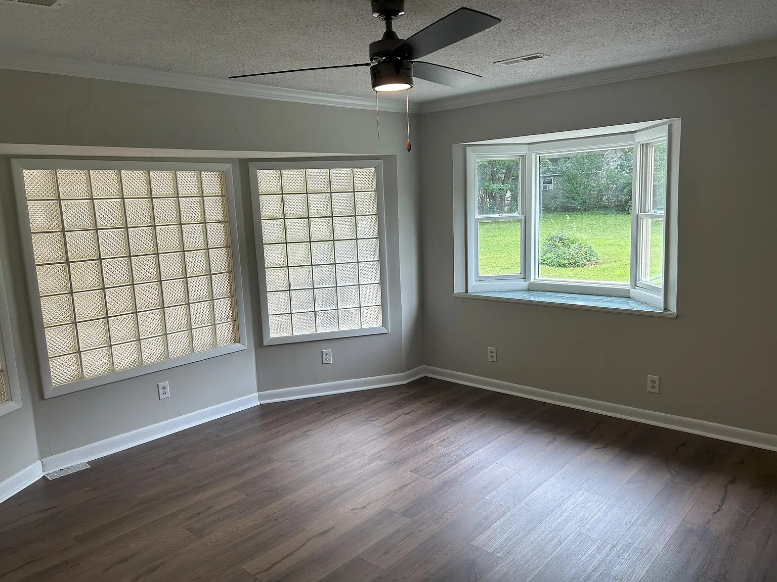 Villaret Drive Southwest 2109 - 1 — Photo 4