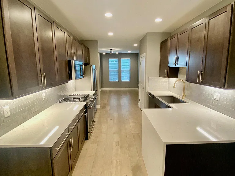 1075 Mariposa St — Photo 18