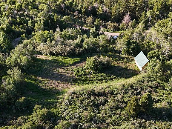 5th image of Thunder Mountain Rd