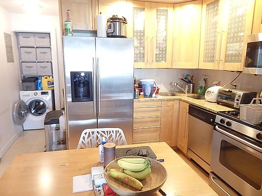 5th image of 428 W 49th St APT 4A