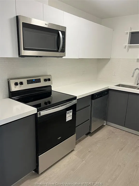 2 bed, 2.0 bath, 1095 sqft, $2,200 — Photo 3