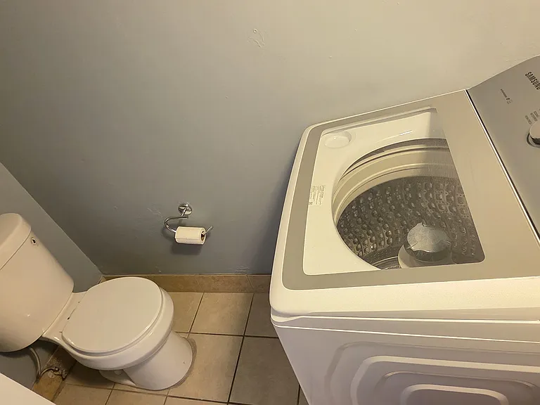 4136 N Thesta St #10 — Photo 5