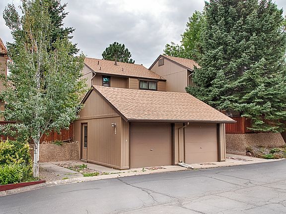 3rd image of 1624 Bradley Dr