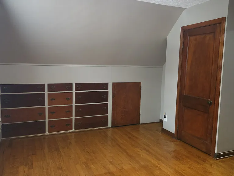 3251 Darrow Rd — Photo 21