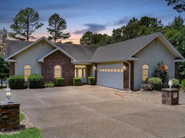 11 Iniciador Way, Hot Springs Village, AR 71909