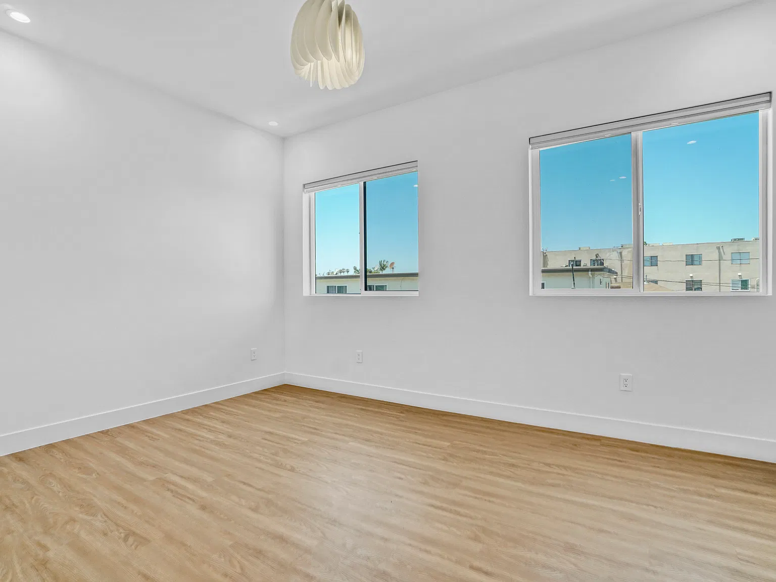 1 bed, $1,350 — Photo 3