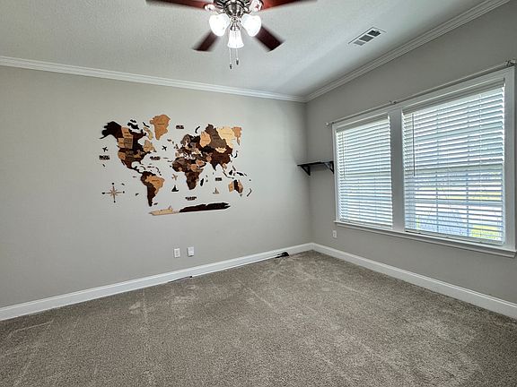 Office - 14'1"x12'7"