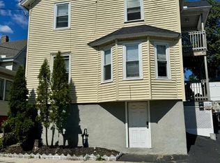 329 Plainfield St FLOOR 2, Providence, RI 02909