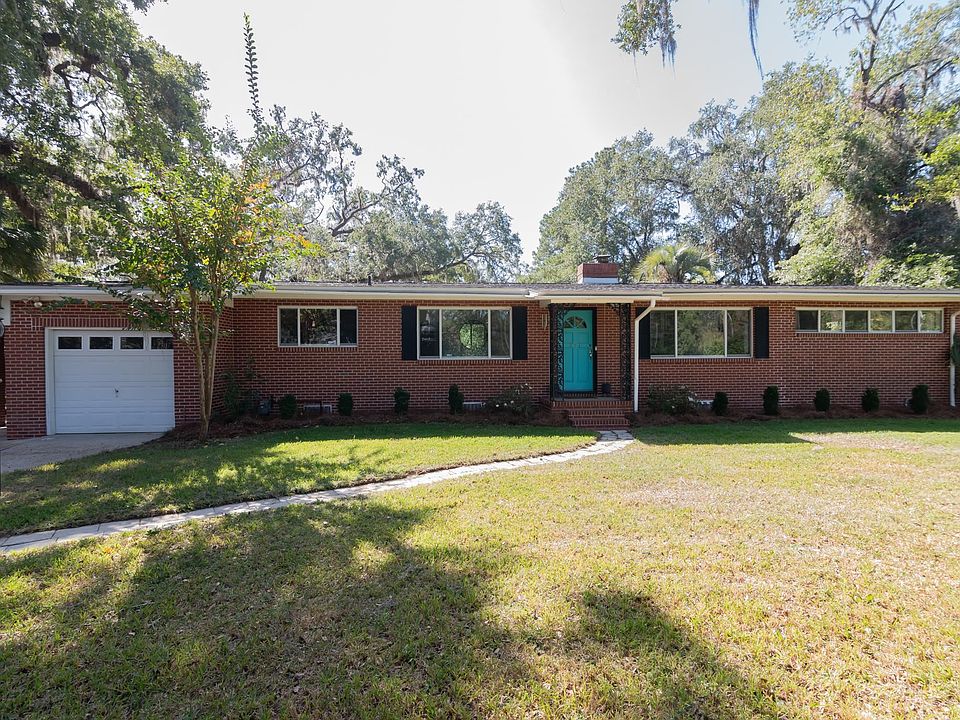 1st image of 953 E Magnolia Dr