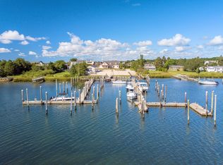 74 Little Neck Rd, Southampton, NY 11968