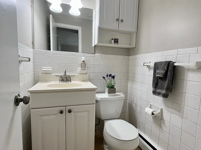 38 Franklin St #2 — Photo 9
