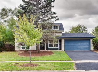 205 Lexington Dr, Bolingbrook, IL 60440