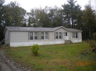 40 Starlight Dr, Wales, ME 04280