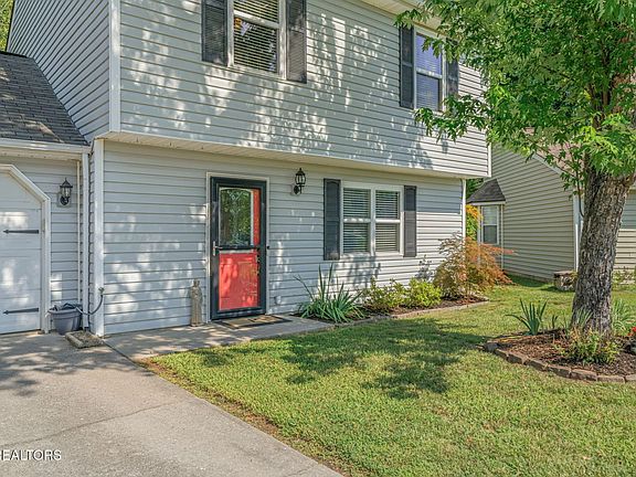3rd image of 2301 Robinson Ridge Ct