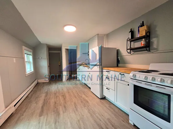 106 Webster St #4, Lewiston, ME 04240