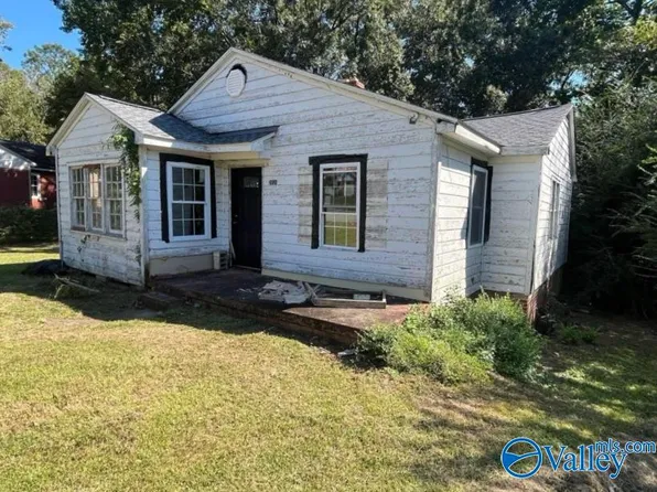 2806 Moton Cir, Tuskegee Institute, AL 36088