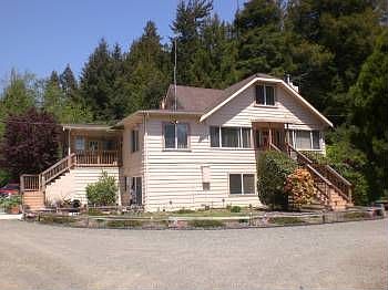 3rd image of 3855 Newell Ln
