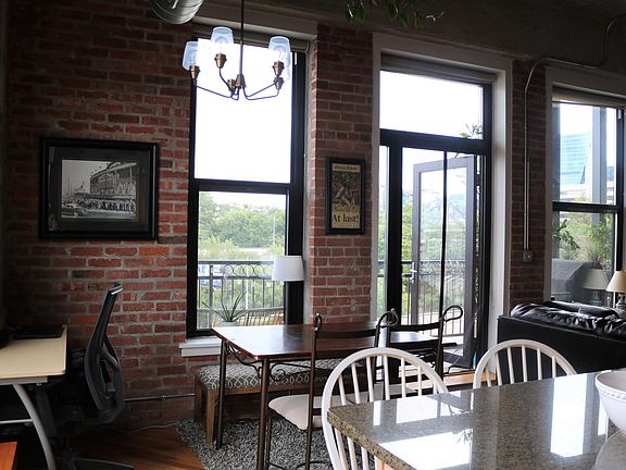 5th image of 2029 Grand Ave Unit 314