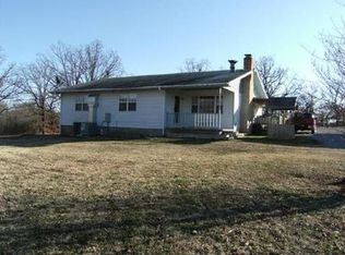 571 Lone Oak Rd W, Hartshorne, OK 74547