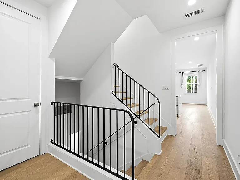 722 Meditation Ln — Photo 10