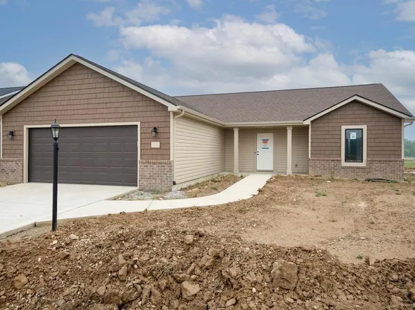 520 Goldfinch Run, Roanoke, IN 46783