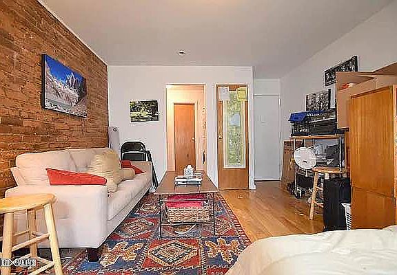 3rd image of 515 E 12th St APT 11