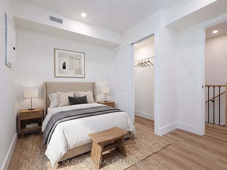1502 Dufferin St #3 — Photo 9