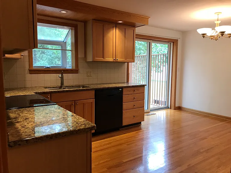 14 Boldt Ct — Photo 5