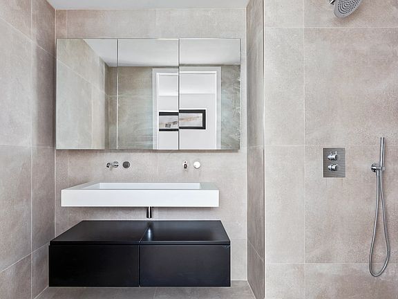 5th image of 257 13th St #1