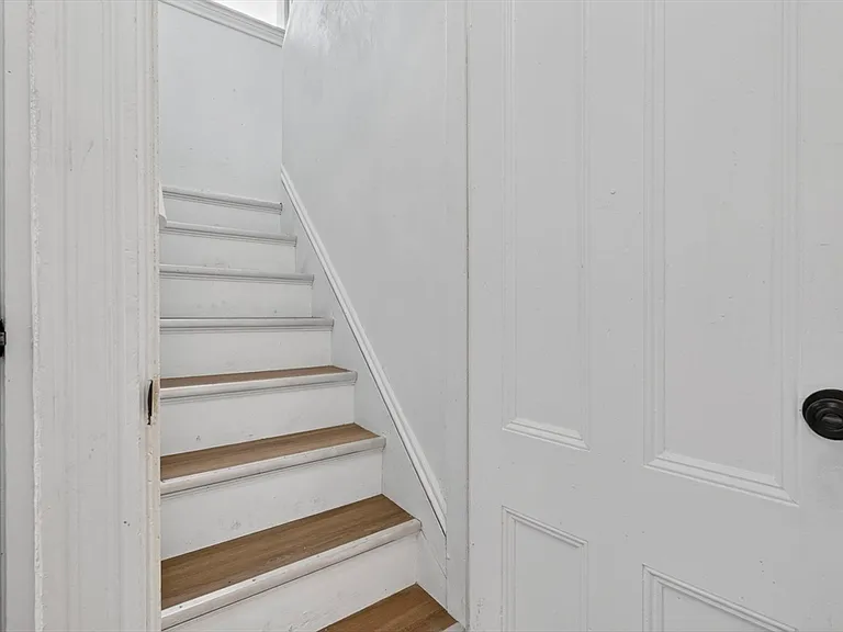 166 Elliot St #2 — Photo 15