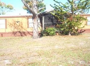 165 Jaffa Rd, Crescent City, FL 32112