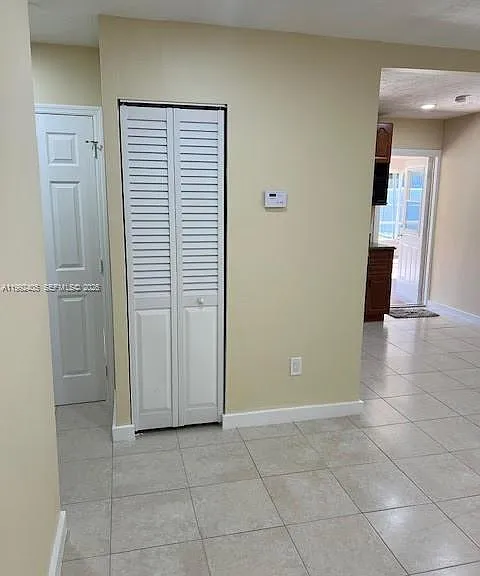 2820 SW 65th Ave — Photo 13