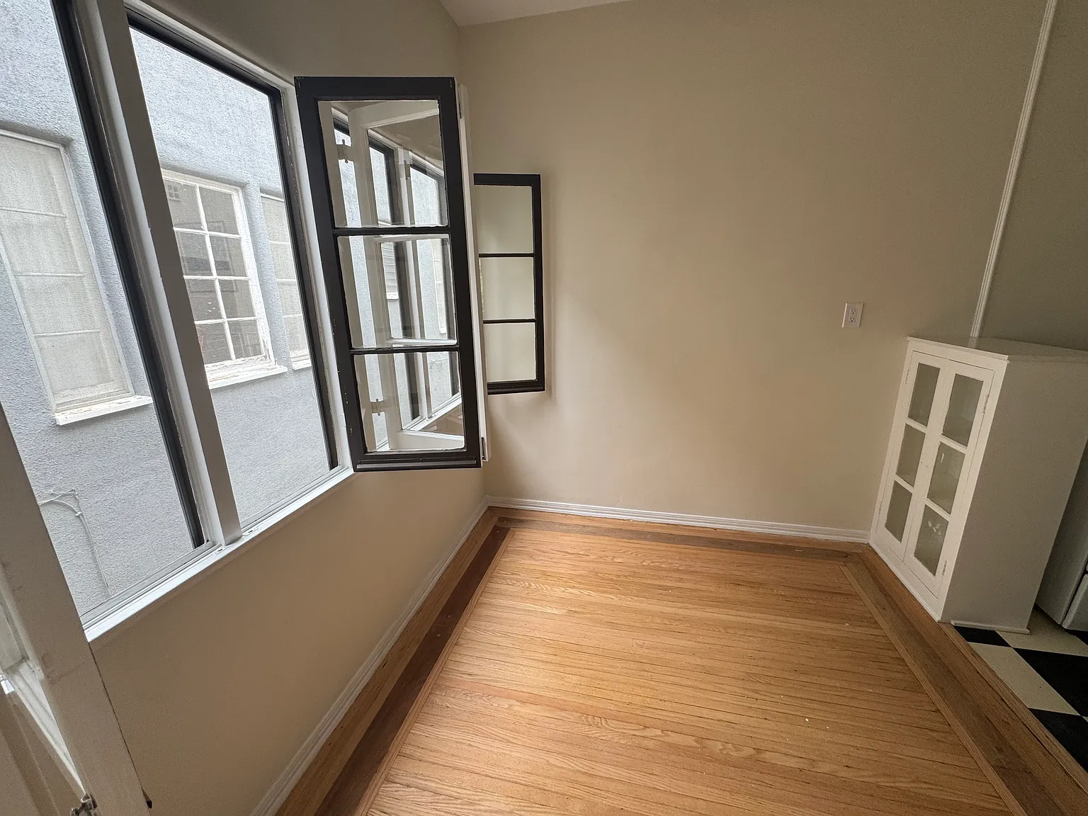 1 bed, $2,895 — Photo 4