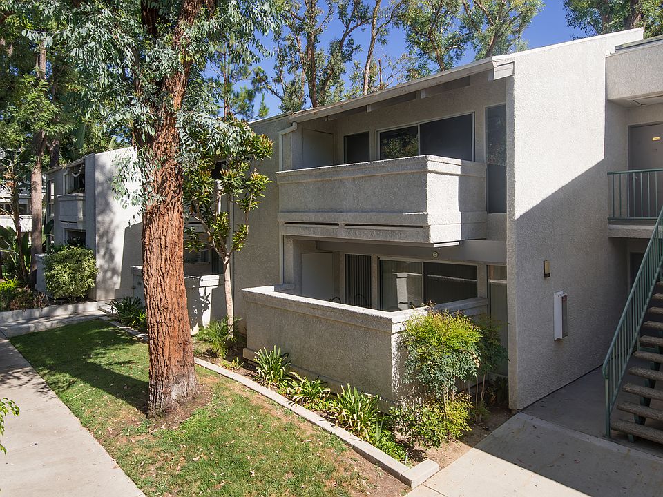 1st image of 20134 Leadwell St Unit 242