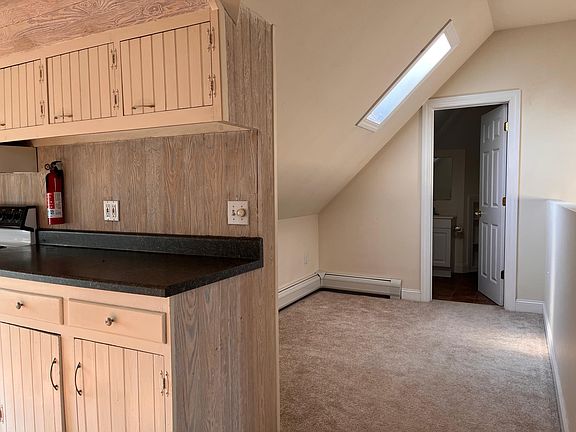 4th image of 71 Phila St APT 8
