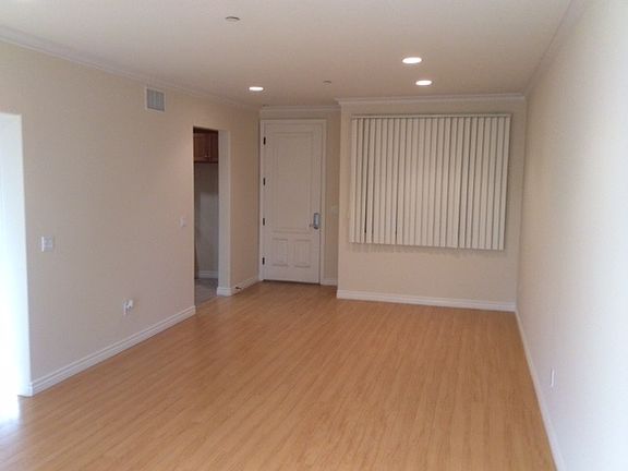2nd image of 525 N Adams St APT 104