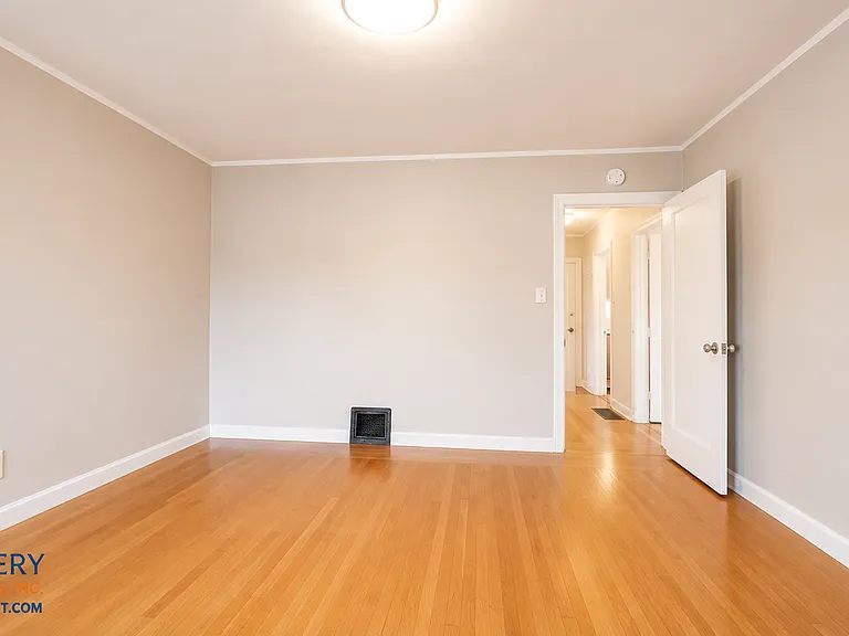 24 Sylvan Way — Photo 22
