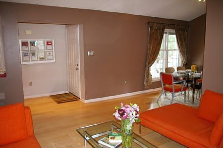 Welcome! (front entry)