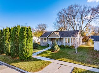 429 E Main St, Waconia, MN 55387