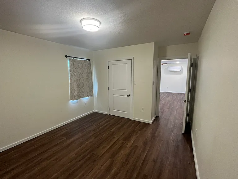 3304 SE Fremont St — Photo 5