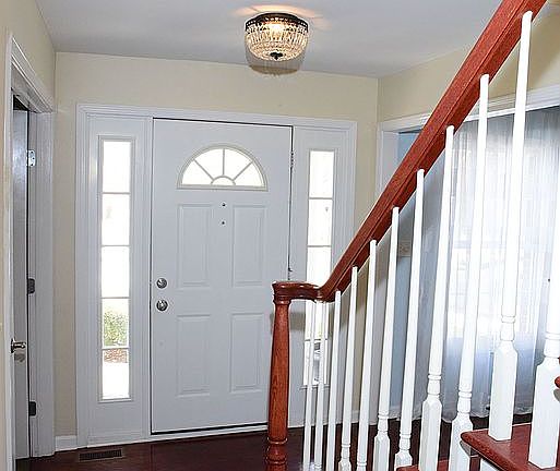 2nd image of 17116 Mill Run Ct