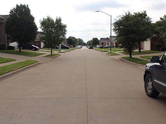 4th image of 605 Prairie Gulch Dr
