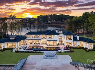 16716 Belle Isle Dr, Cornelius, NC 28031