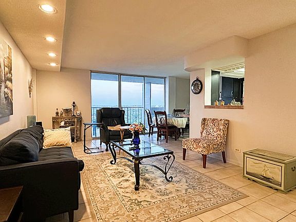 3rd image of 7039 San Pedro Ave APT 1006