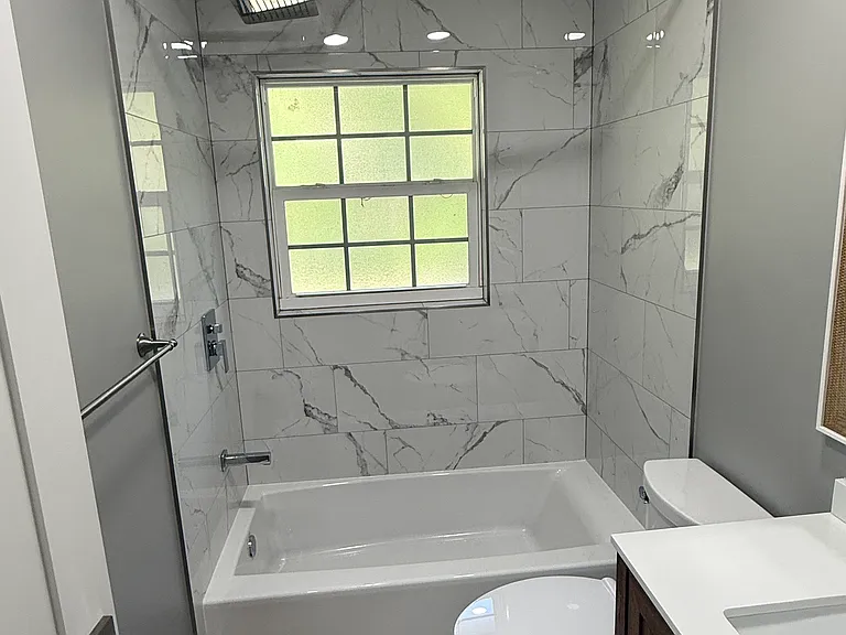 3104 Saint Clair Ave — Photo 6