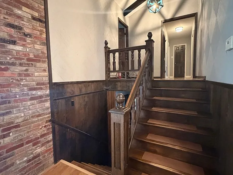 1101 Silverwood Cv — Photo 10