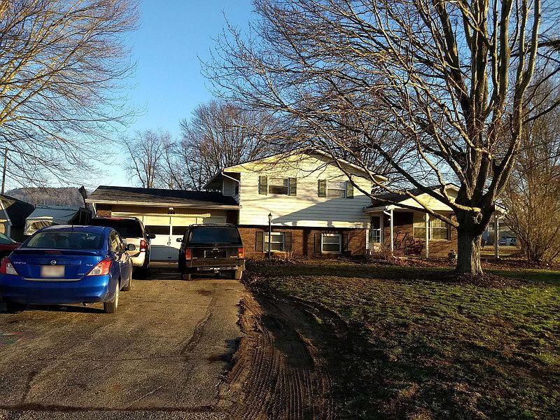 1st image of 244 Echo Dr