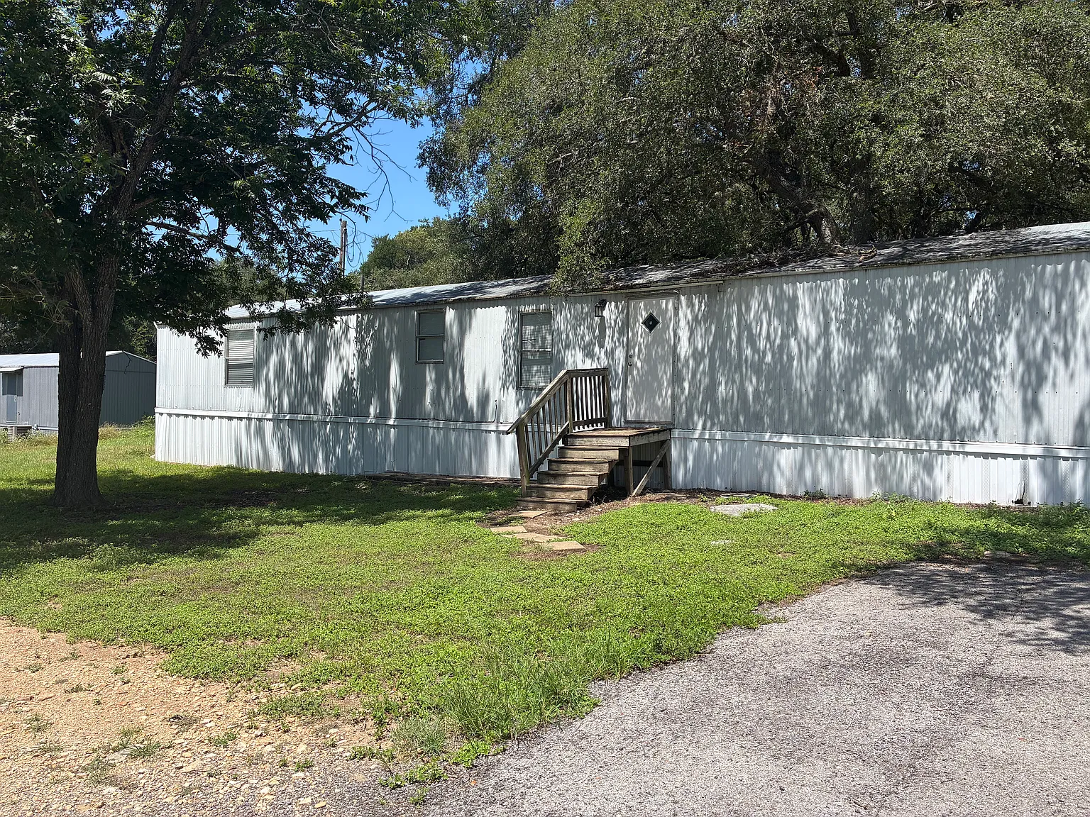 Roland Ln, Kyle — Photo 1
